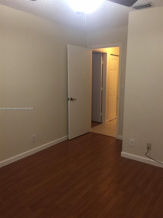 Building Photo - 968 SW 149th Terrace