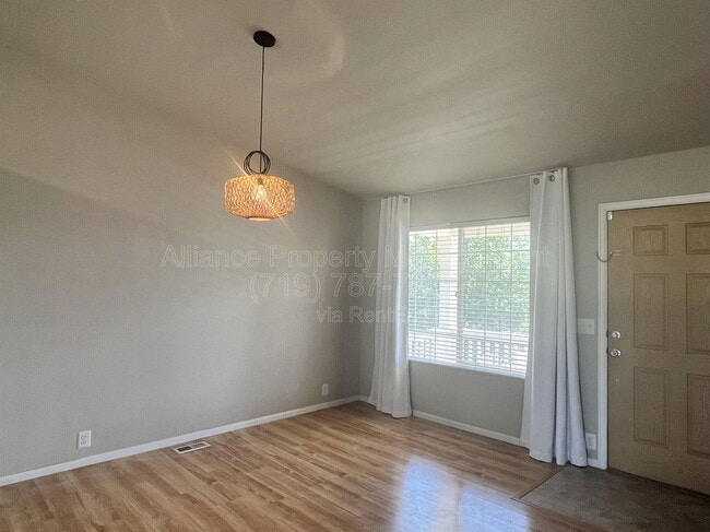 Building Photo - 7368 Glenburn Dr