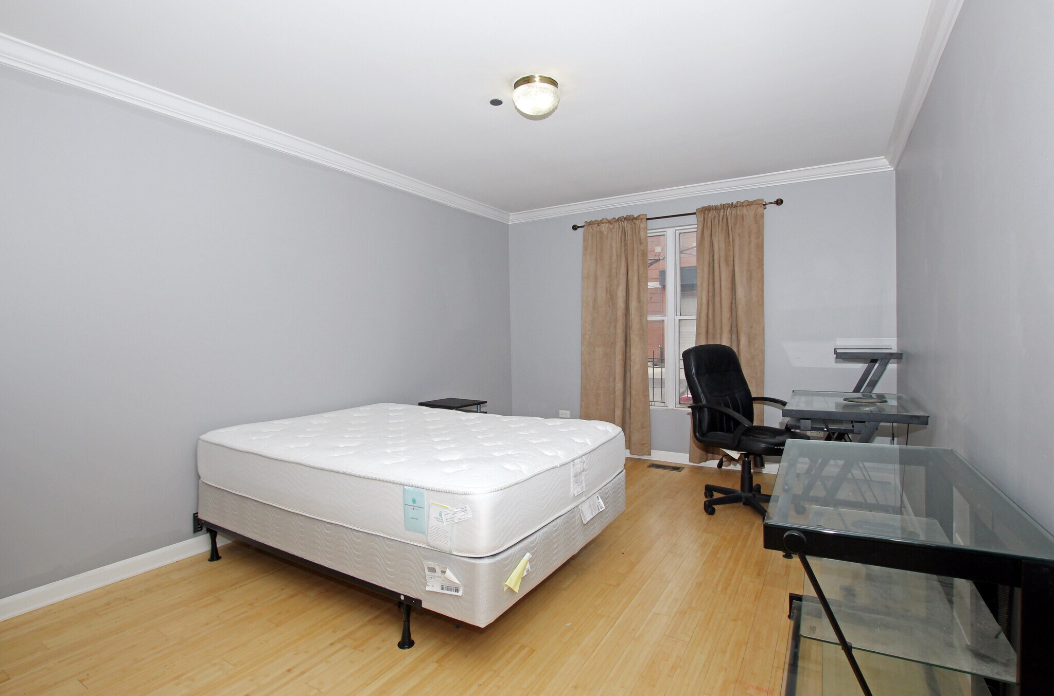 Building Photo - 51 W 15th St