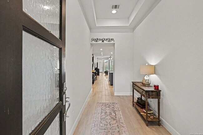 Building Photo - 14422 Hondo Knot