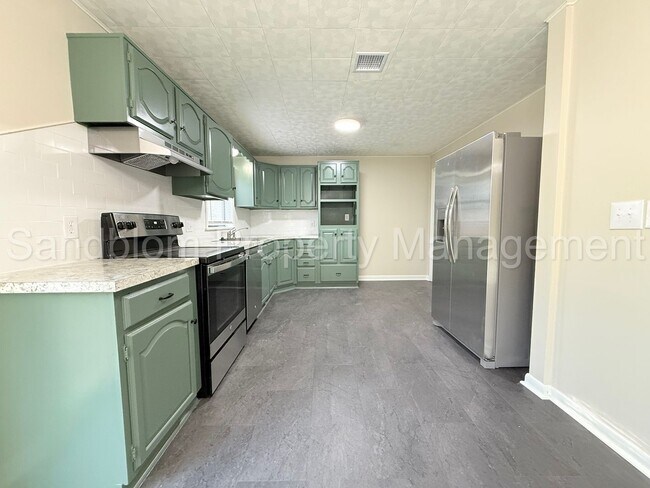 Building Photo - For Lease | Tulsa | Available Now!