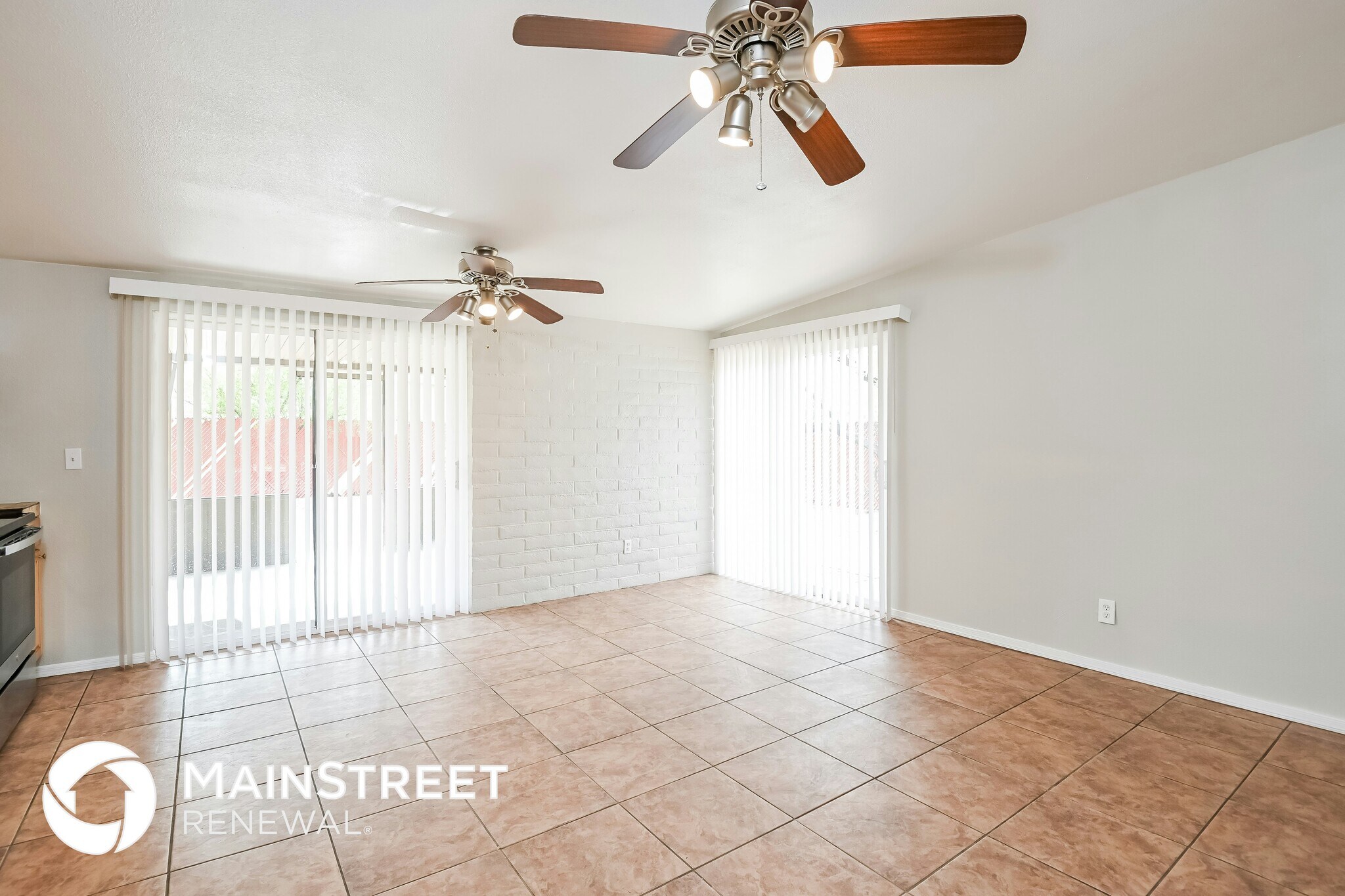 Building Photo - 3434 S Manitoba Ave