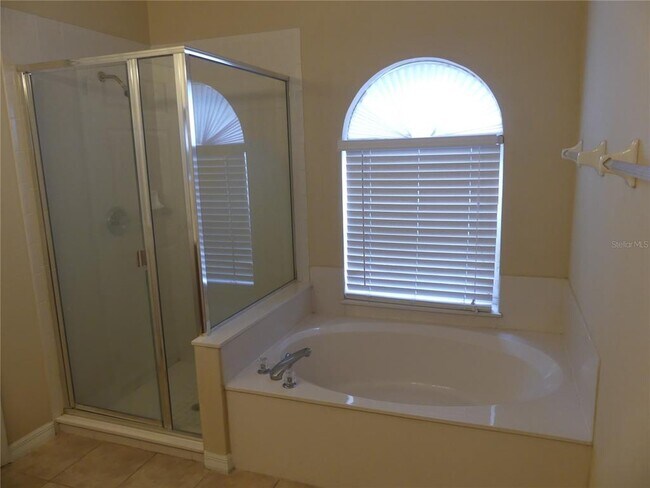 Building Photo - 5539 San Gabriel Way