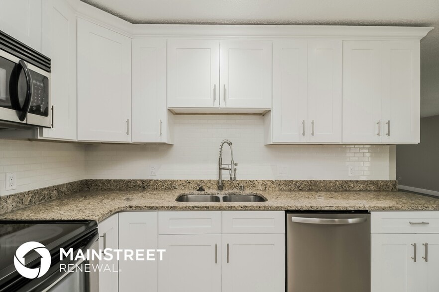 Building Photo - 6321 Brandt St