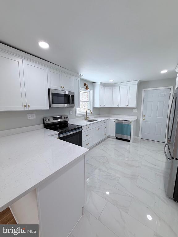 Building Photo - 12516 Waldo Ln