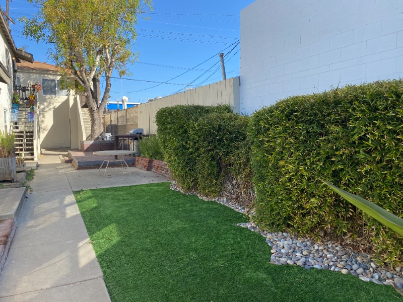 Building Photo - 1570 Hornblend St