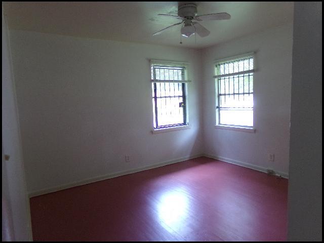 Building Photo - 48 S Wakefield Dr