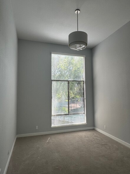 Building Photo - 300 N Civic Dr
