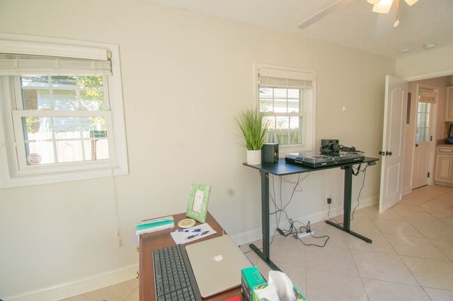 Building Photo - Coming Soon! 2 Bedroom 2 Bathroom with Optional Bonus in Haymount