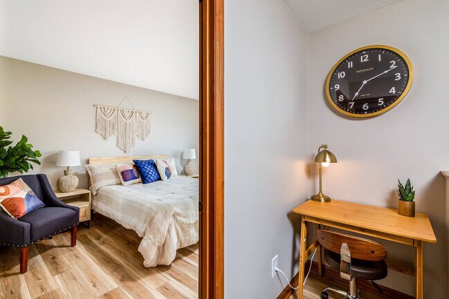 Building Photo - 10268 Cleveland Rd