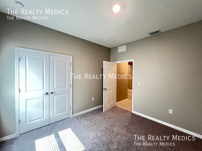 Building Photo - 8053 Penrose Pl