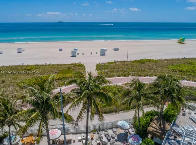 Building Photo - 398 NE 5th St