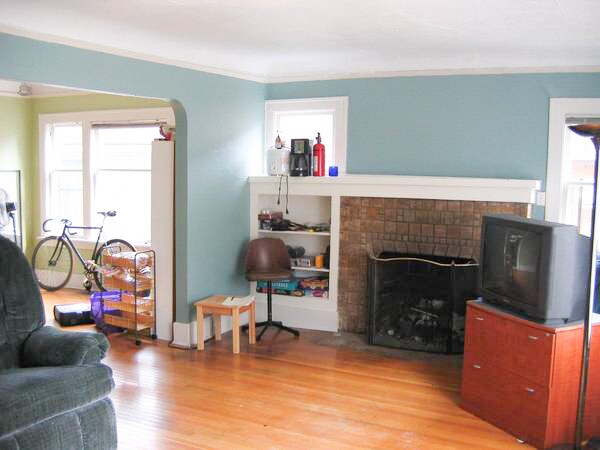 Building Photo - 4020