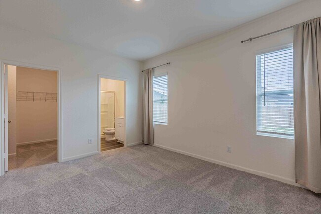 Building Photo - 12843 Cygnus