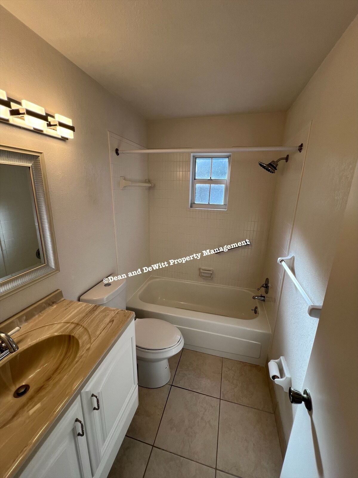 Building Photo - 1 Bed/1 Bath - Unit 212