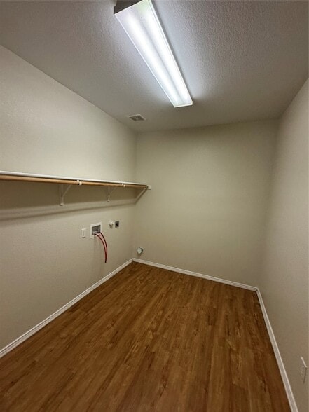 Building Photo - 203 Spruce Trail