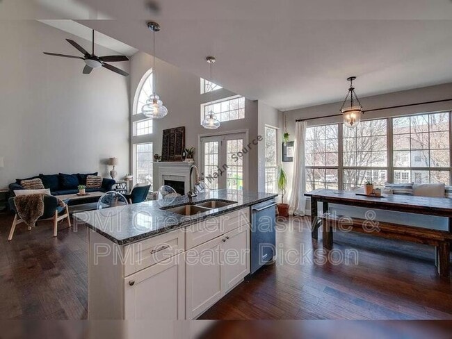 Building Photo - 5503 Saddlewood Ln