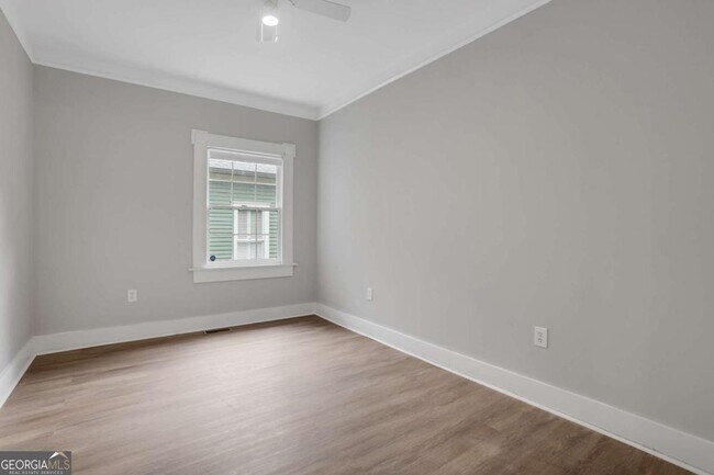 Building Photo - 1834 McLendon Ave NE