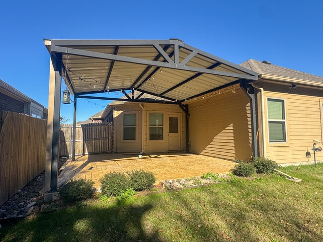 Building Photo - 7836 Cottonwood Dr