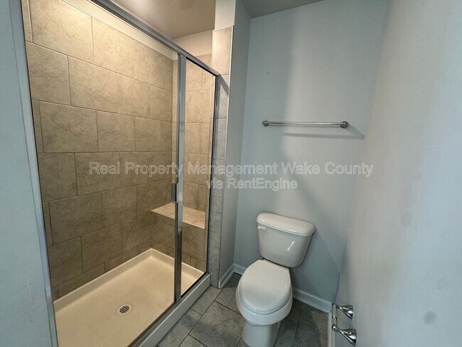 Building Photo - 2727 Chert Ln