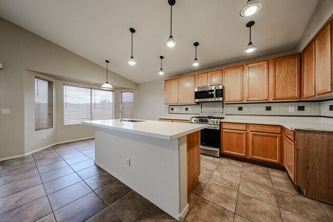 Building Photo - MOVE IN SPECIALS!! Lovely 4-bedroom, 2-bat...
