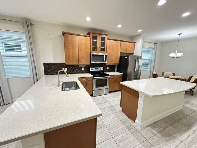 Building Photo - 3302 Sagebrush St