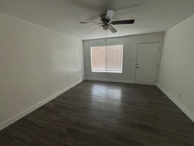 Building Photo - 2816 Ashe Rd