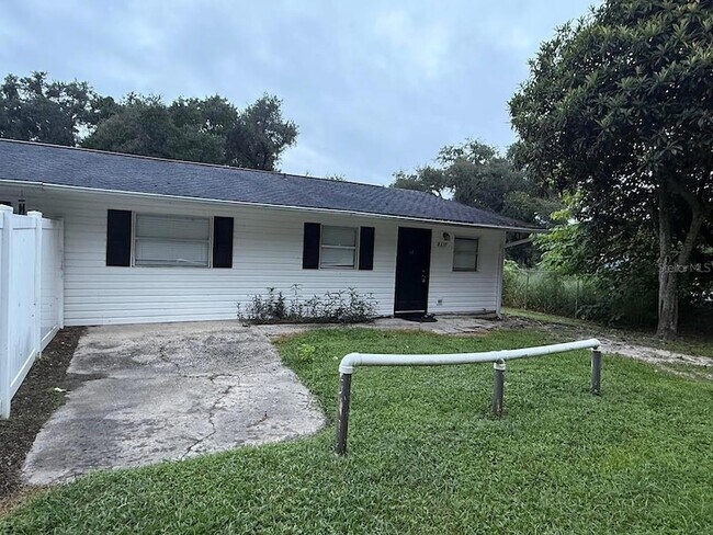 Building Photo - 8337 Cass Rd
