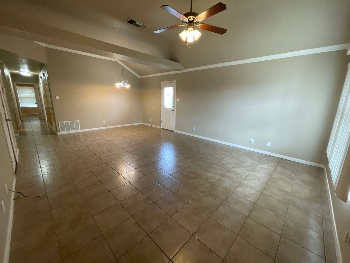 Building Photo - 1303 Powder River Dr