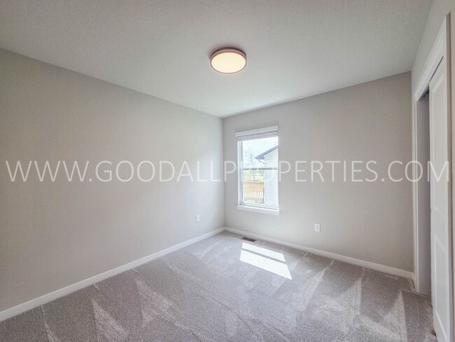 Building Photo - Enjoy new construction living in a prime Norwalk location!