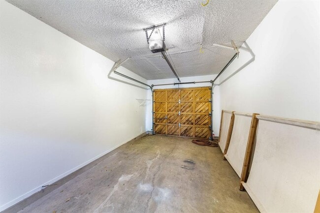 Building Photo - 4404 Travis Country Cir