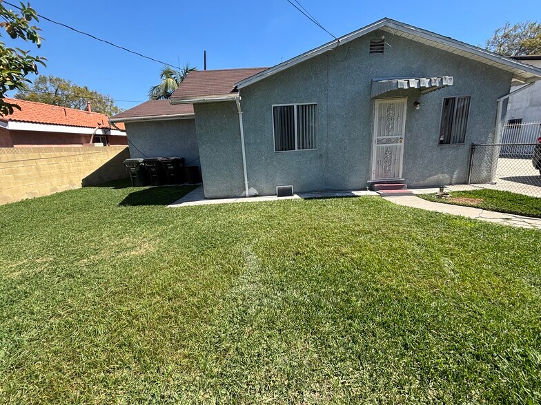 Building Photo - 6617 Purdy Ave