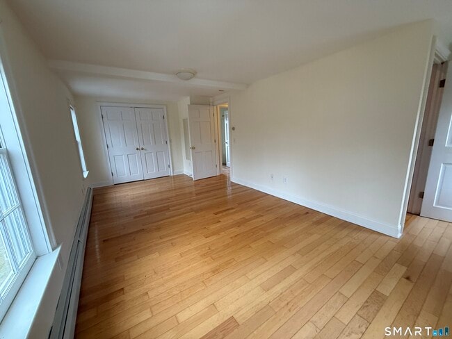 Building Photo - 62 Brush Hill Rd