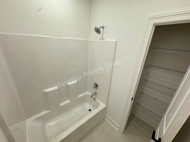 Building Photo - 3BR/3.5BA For Rent