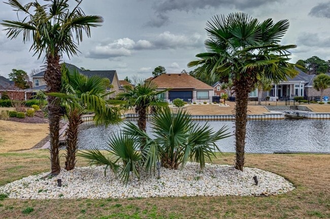 Building Photo - 205 Utopiate Ct