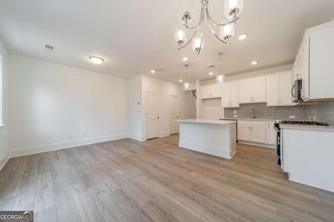Building Photo - 1507 Albert Ln NW