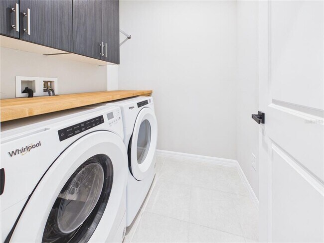 Building Photo - 38707 Finn Clover Ln