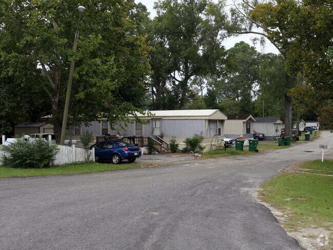 Building Photo - Southwynn