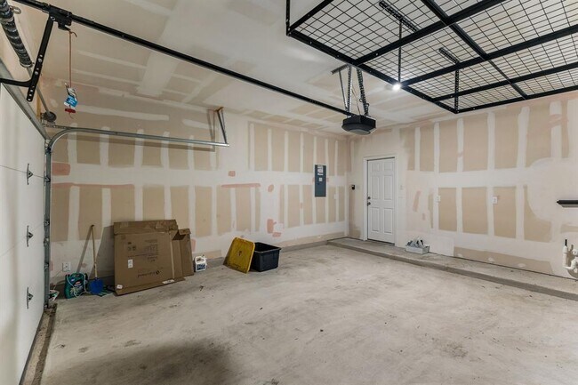 Building Photo - 4481 Acerno St