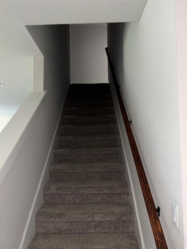 Building Photo - 301 Tarkus Path