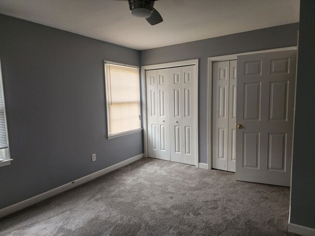 Building Photo - Two Bedroom w/Loft