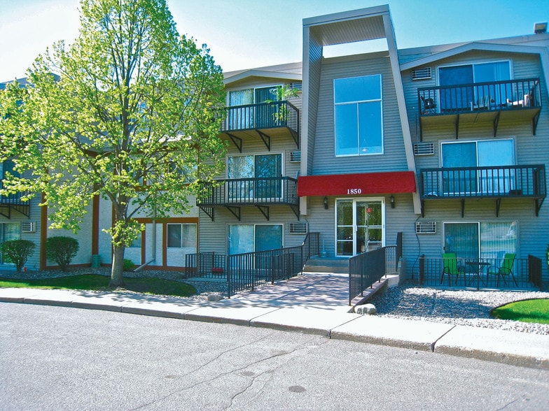 Birch Park 1880 Birch St White Bear Lake MN 55110 Apartment Finder