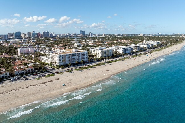 Building Photo - 234 Oleander Ave