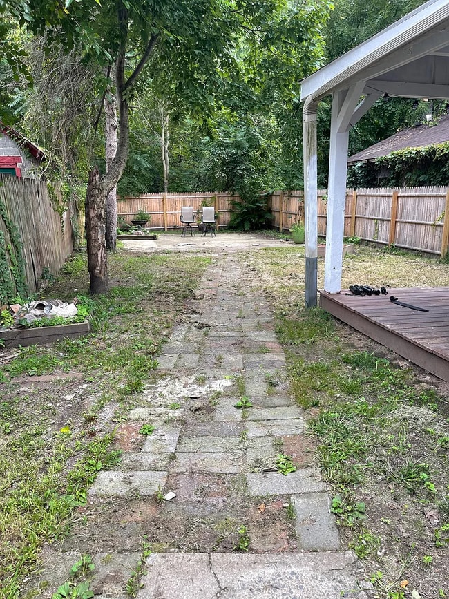 Building Photo - 46 Craig St