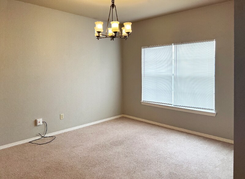 Building Photo - 2827 N Cassius Ln