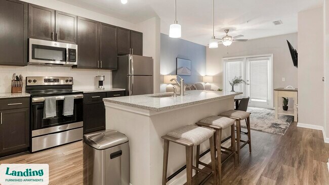 Building Photo - 915 Brentmoor Dr