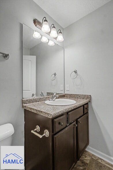 Building Photo - 16 Cassels Ct