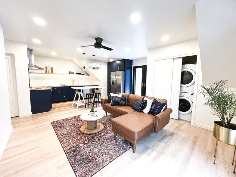 Building Photo - 2520 Jefferson Ave