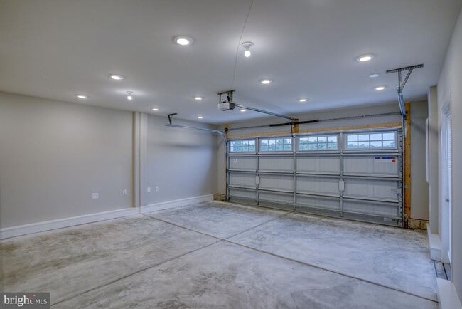 Building Photo - 99 Galena Rd