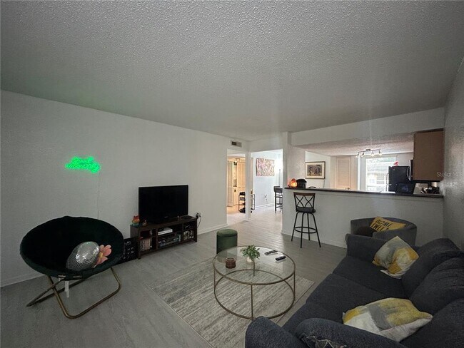 Building Photo - 1810 NW 23rd Blvd